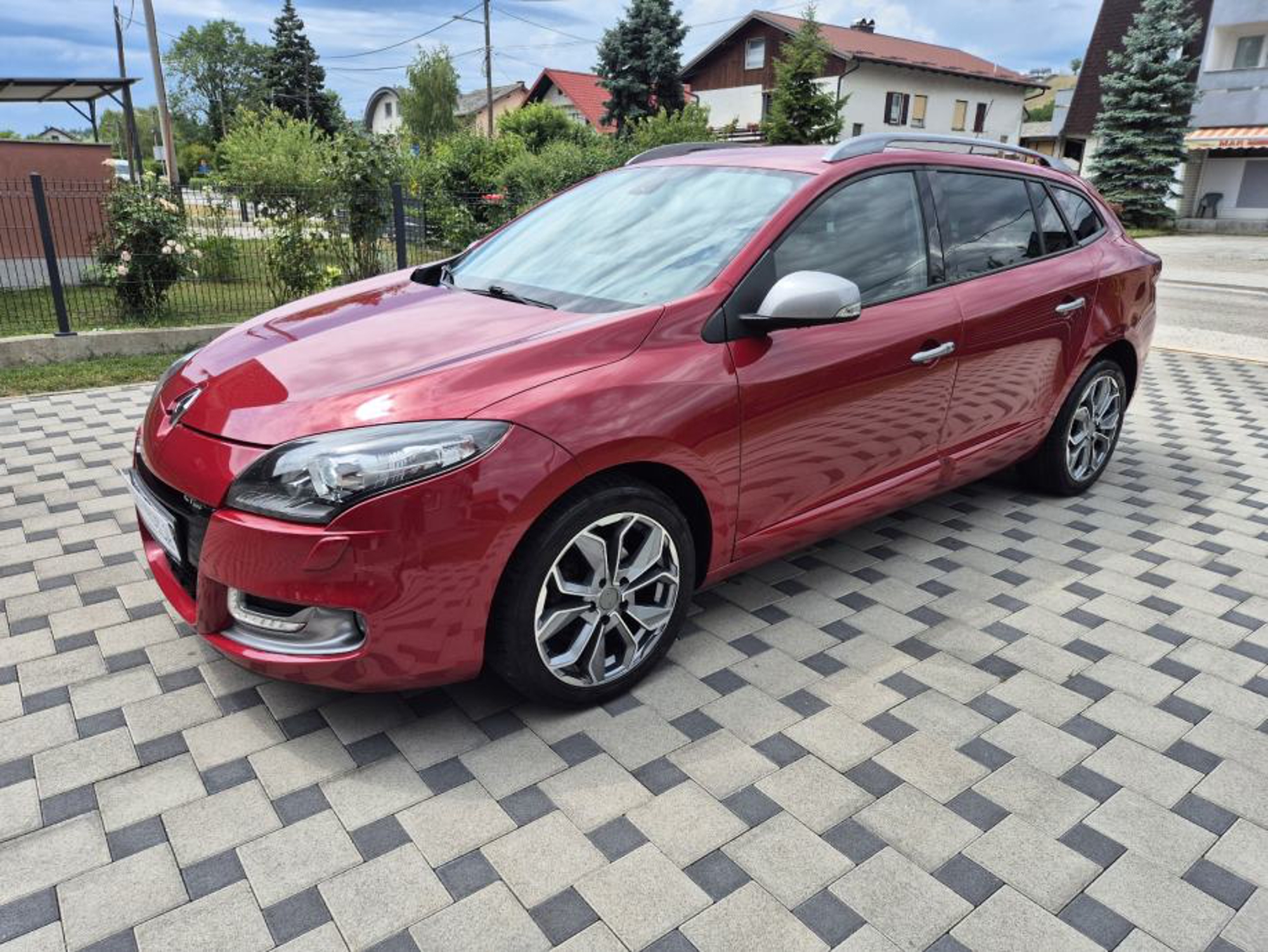 Renault Megane GT 1.2 Tce 2013g REG:06/27 109Tkm100% SERVISNA NAVIGACIJA