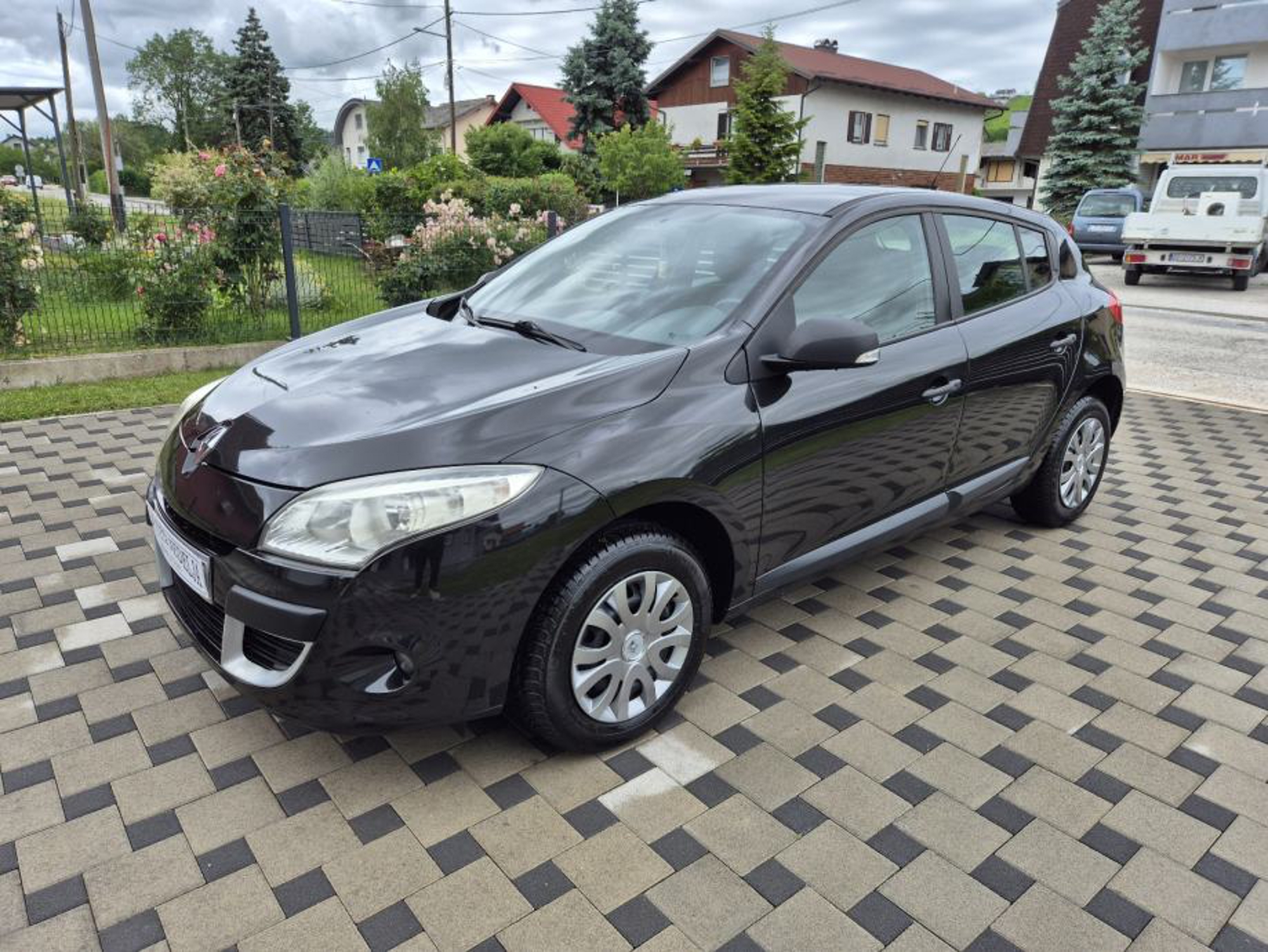 Renault Megane 1.6 16V 2010g Reg:07/27 199 TKm100% SERVISNA 1- VLASNIK