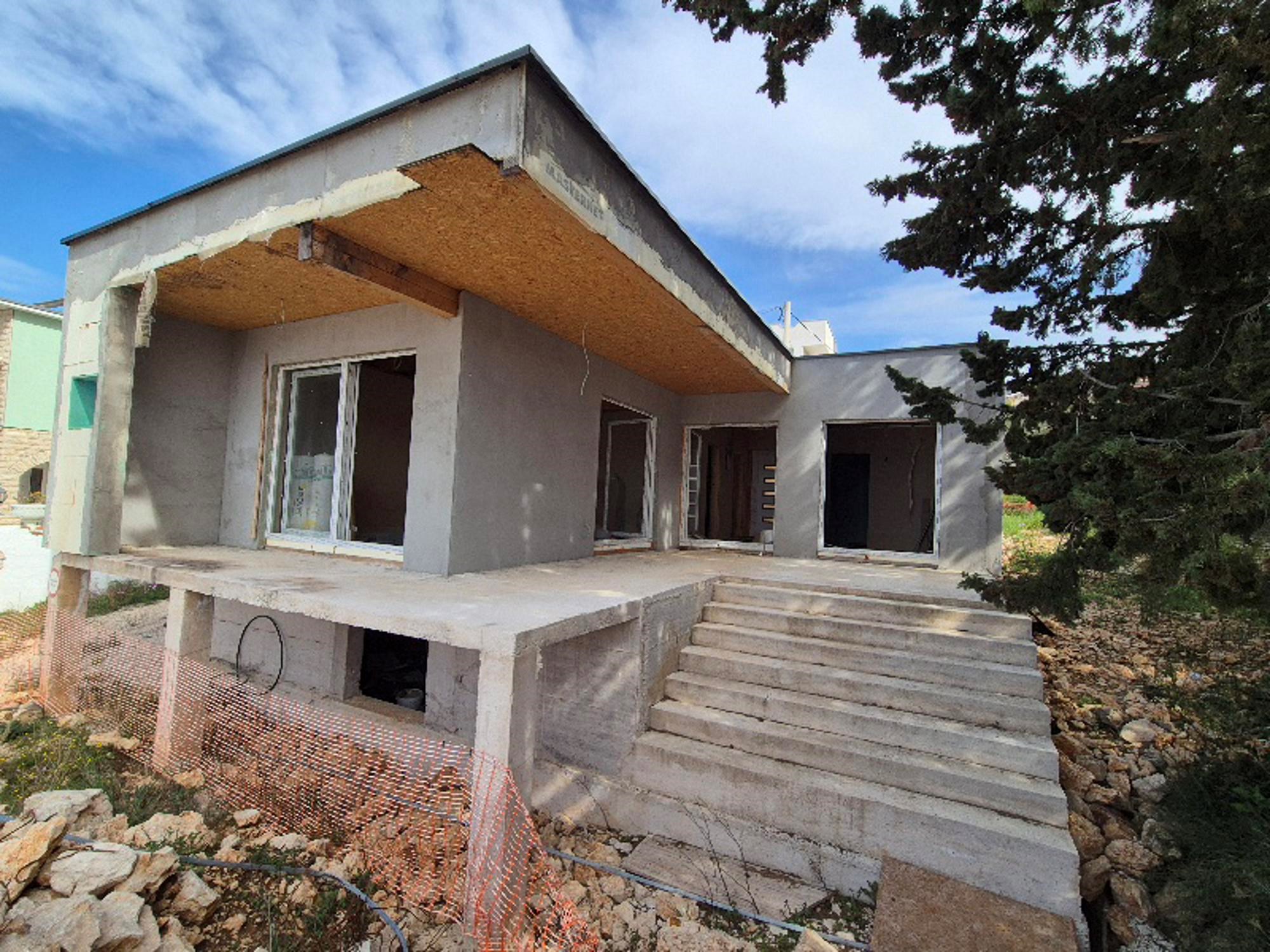 Kuća prvi red do mora