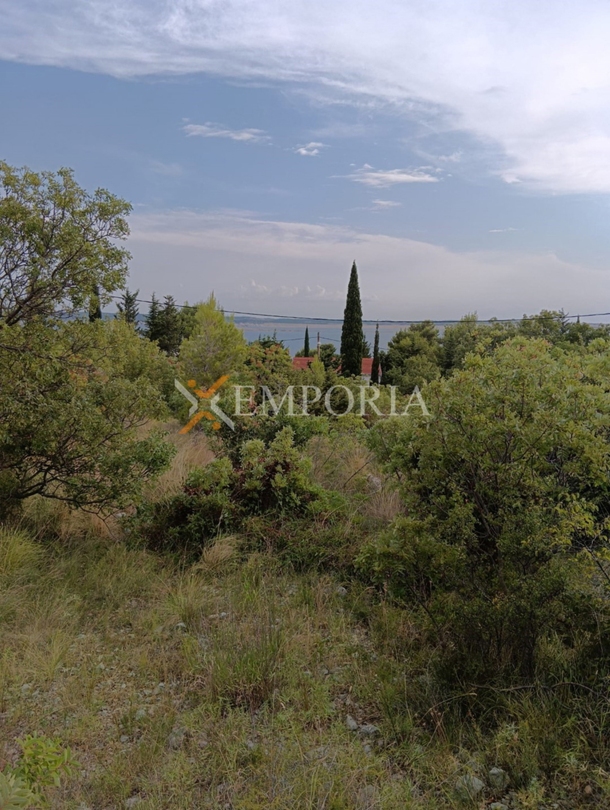 Tribanj – građevinsko zemljište 950 m², 100 m od mora