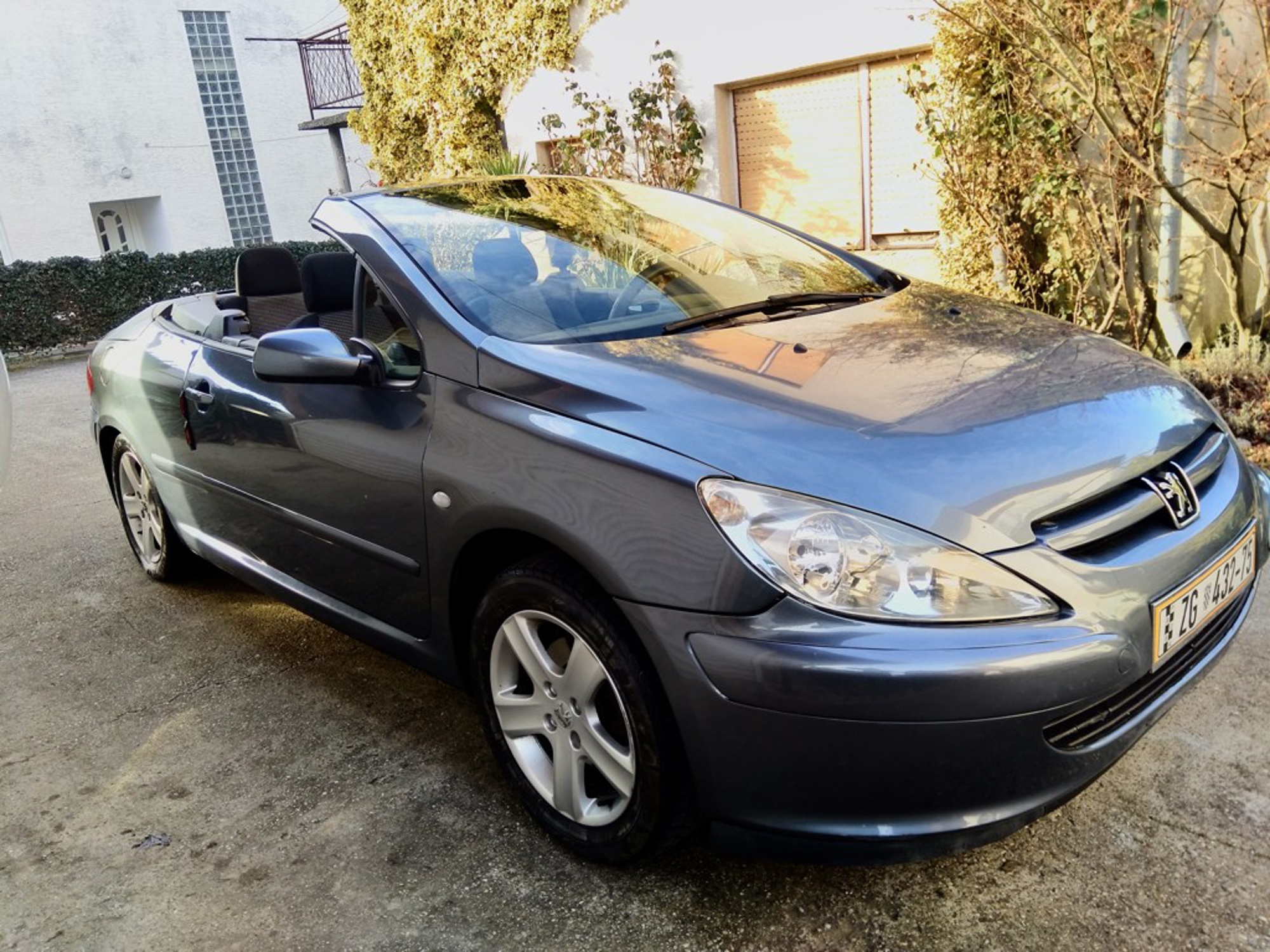 Peugeot 307 CC 1.6 HPI Dinamique 2005.,atraktivan,redovito održavan,moguća zamjena