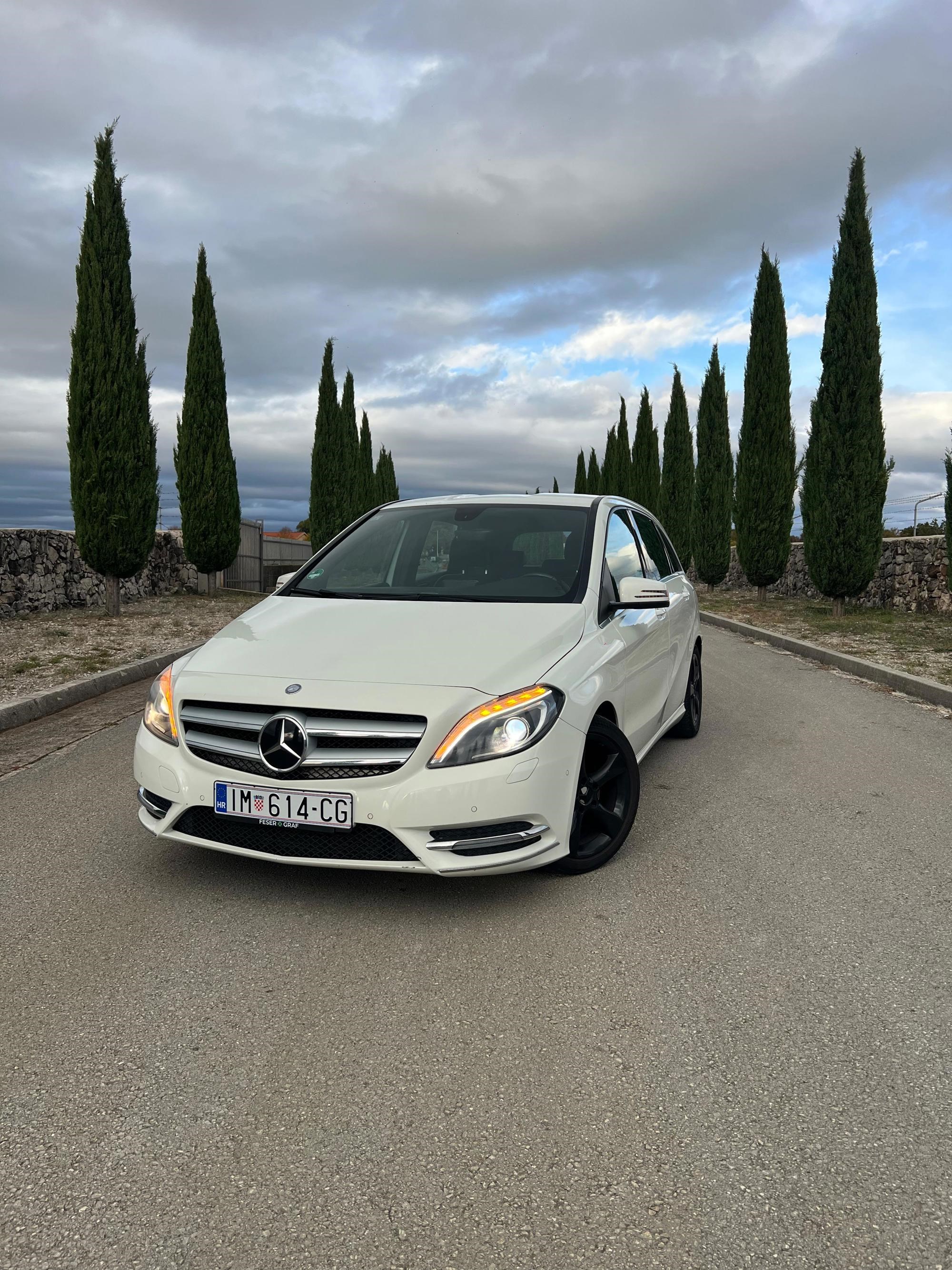 Mercedes B180CDI CDI, Sport Edition, reg 8/2026