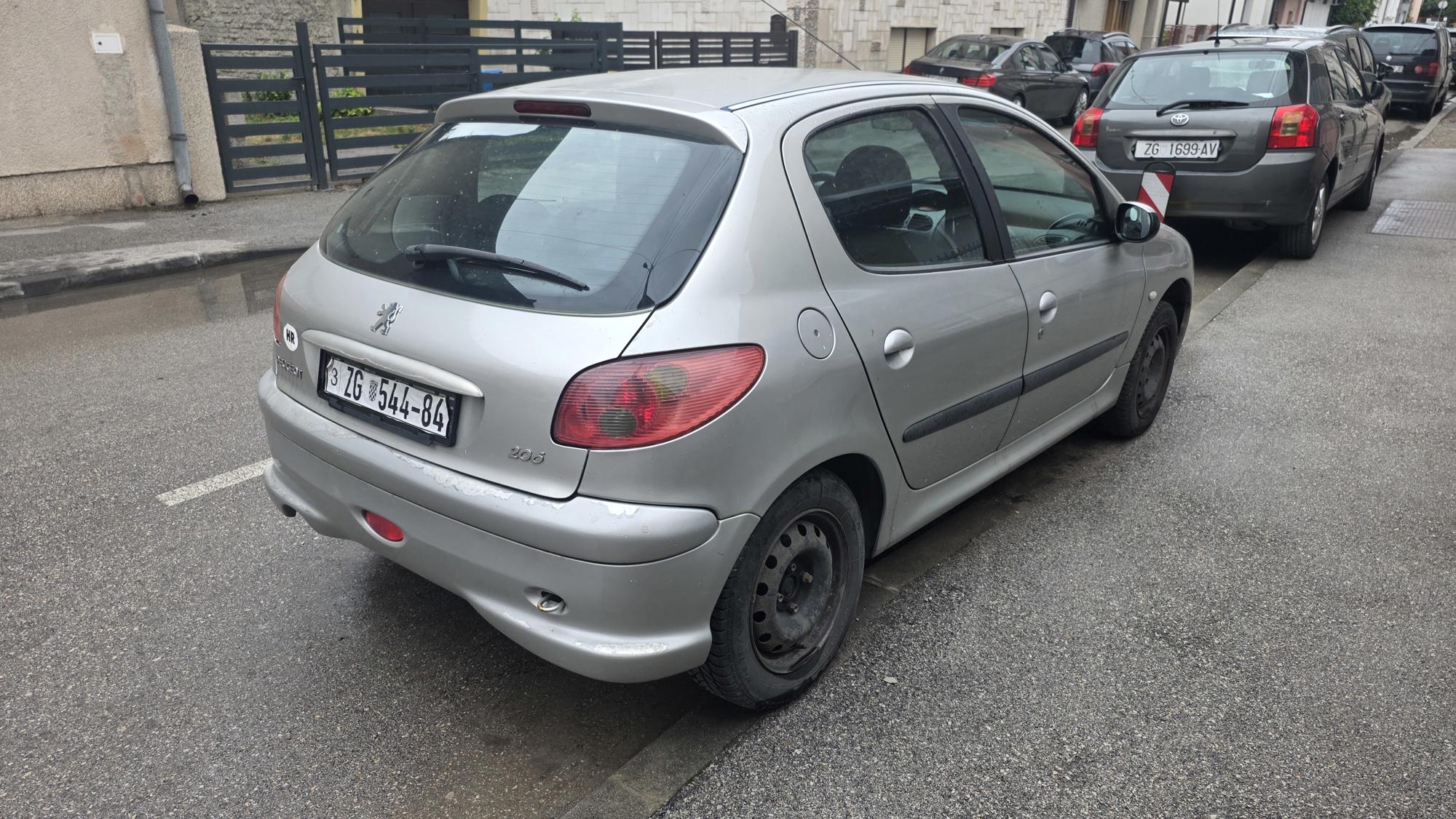 Peugeot 206