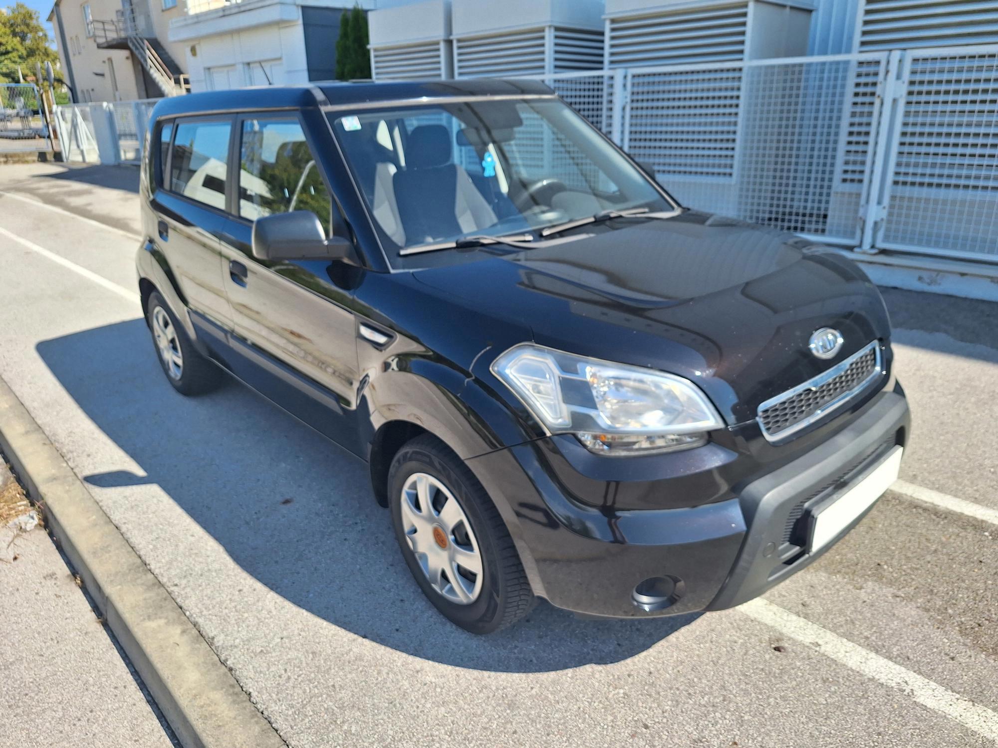 KIA SOUL 1,6 BENZIN 2010. REG 1/2027.