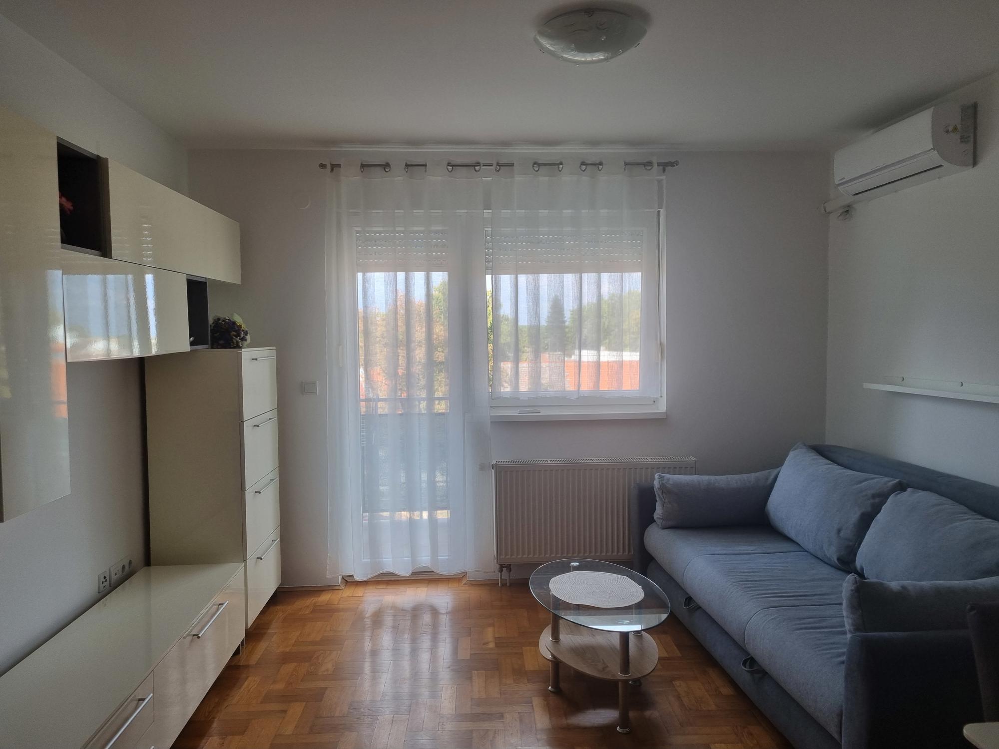 Stan Osijek (Gornji grad / Centar), 45m2, 2-sobni