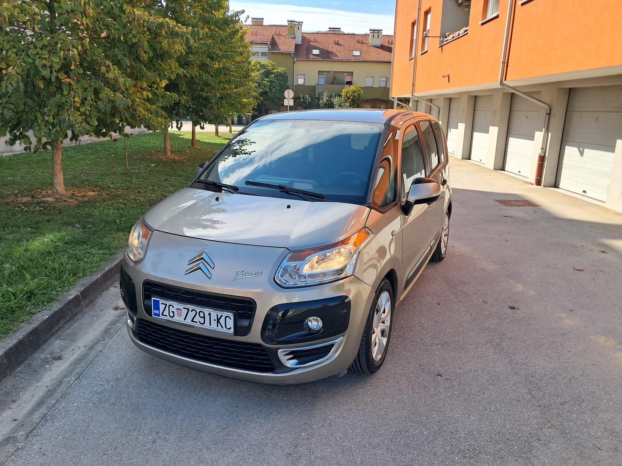 CITROEN C3 PICASSO 1.4 VTI // ODLICAN // KLIMA //