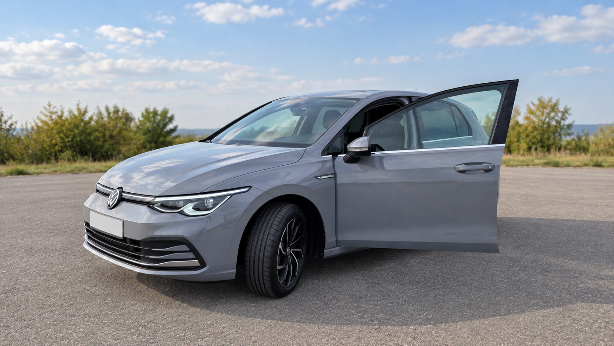 VW Golf 8 2.0 TDI DSG Style 150 KS – Matrix, kamera, ACC, 2 seta kotač