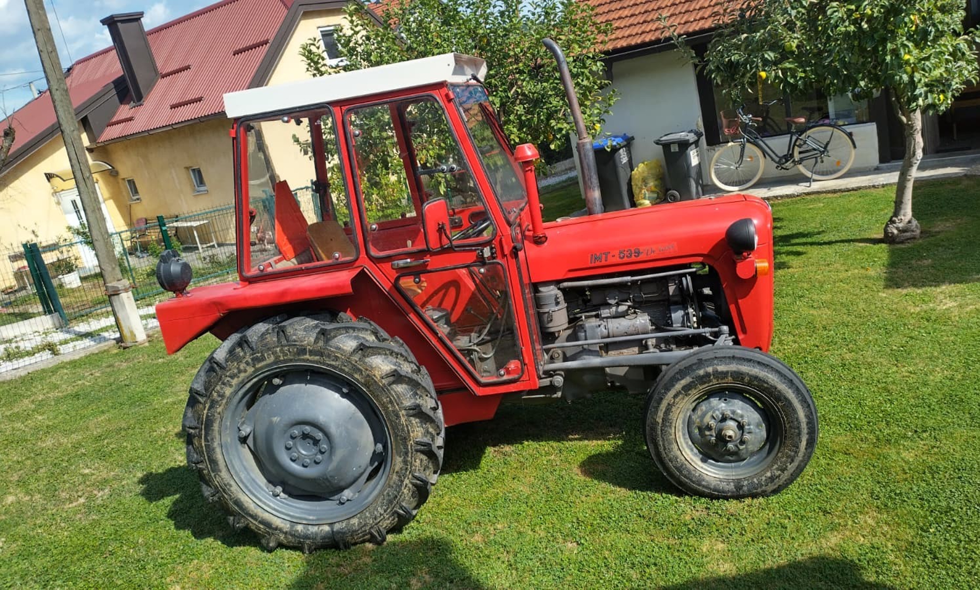 Traktor IMT 539 DeLuxe, 1600 radnih sati