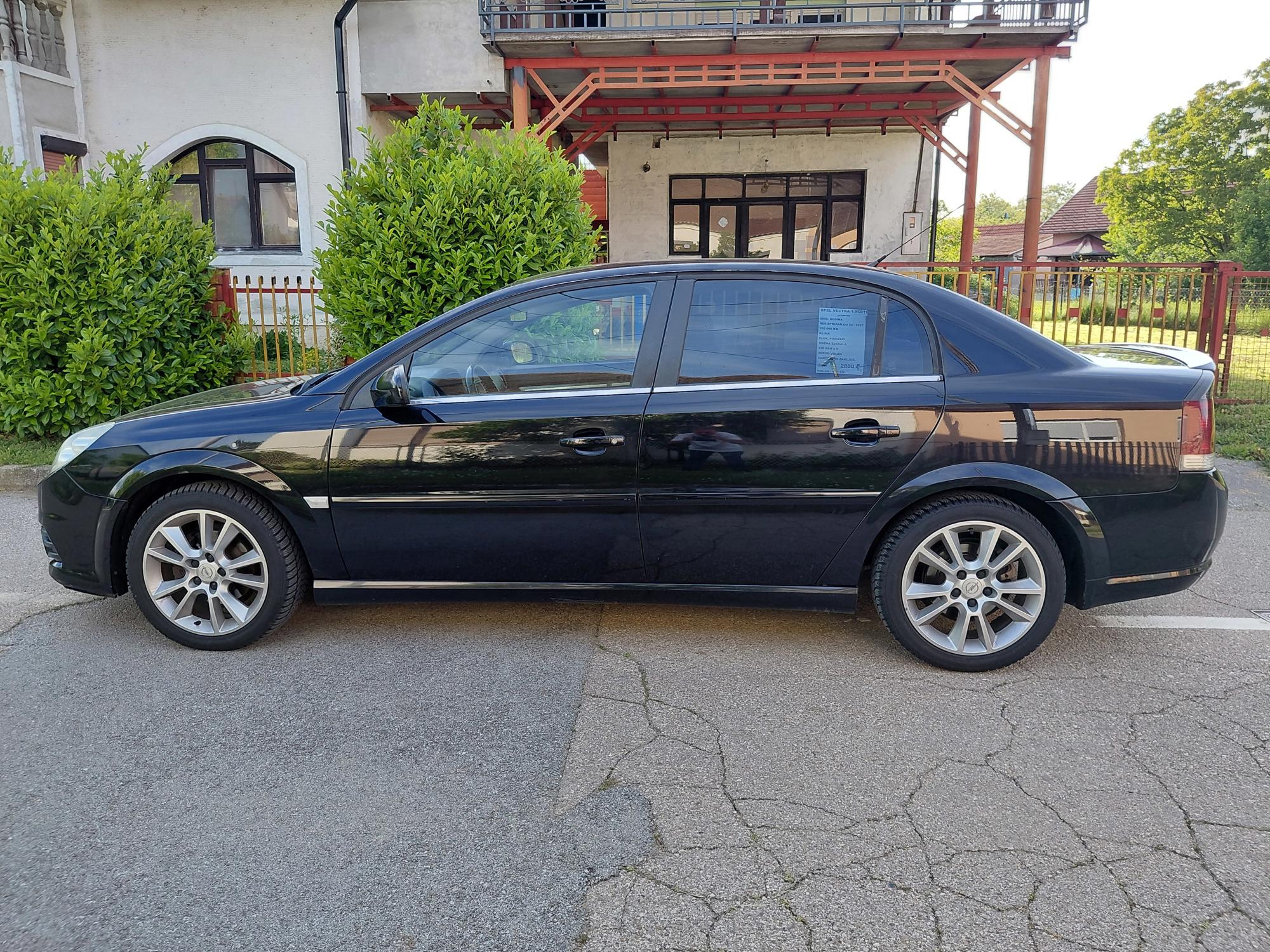 OPEL VECTRA 1.9 CDTI AUTOMATIC, odlična