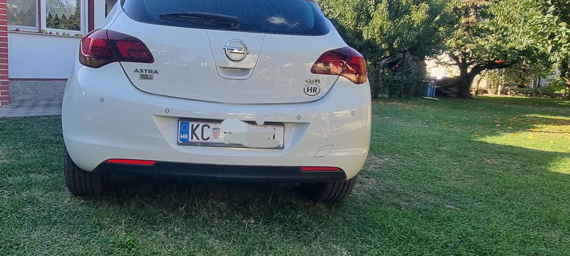 Opel Astra