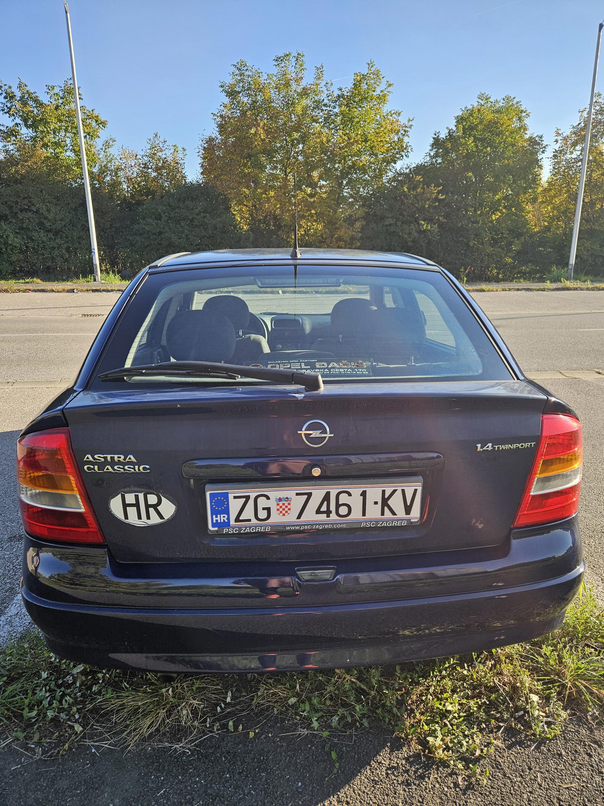 Opel Astra