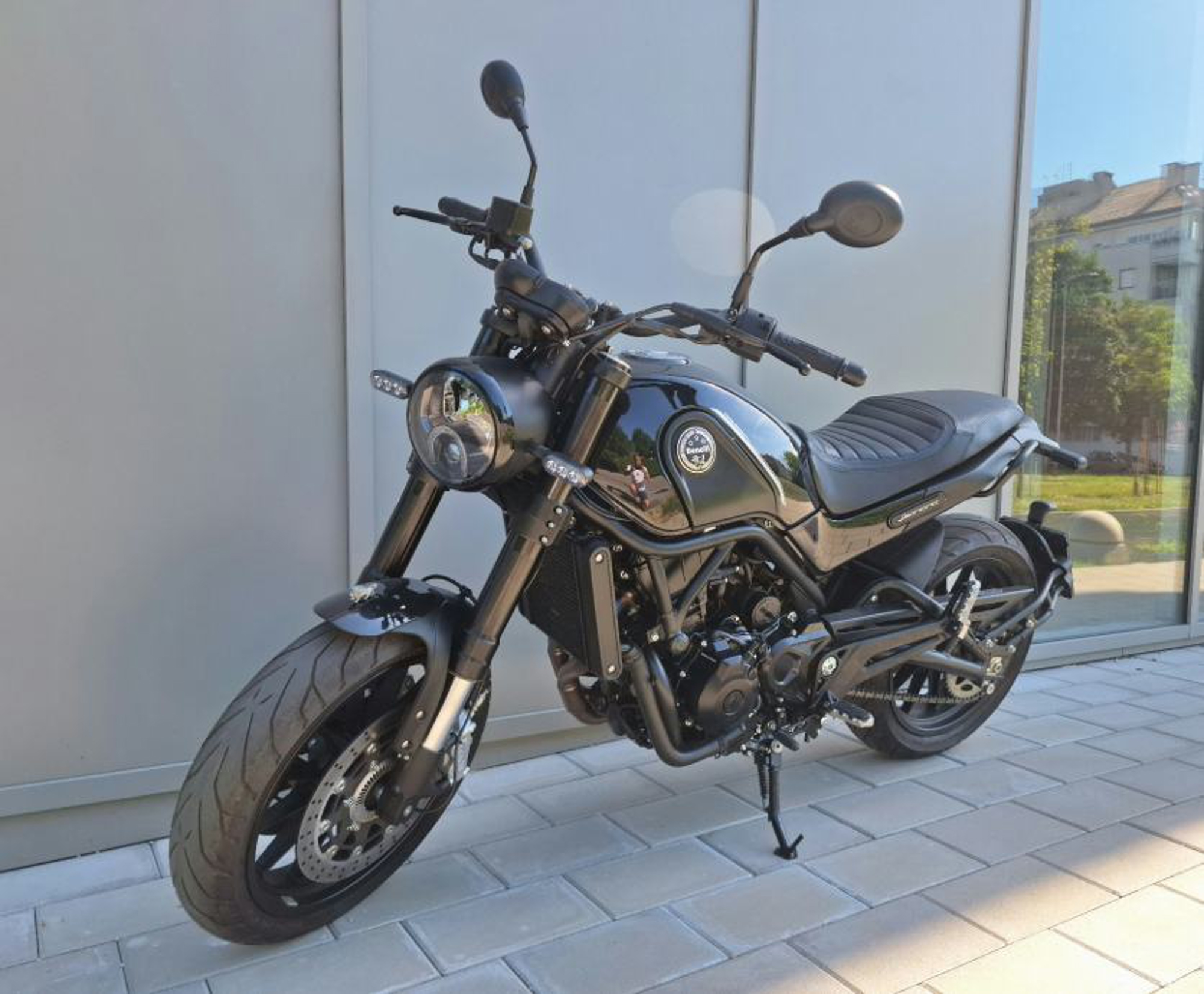 Benelli Leoncino 500 *** Nije uvoz- SAMO 4000Km***