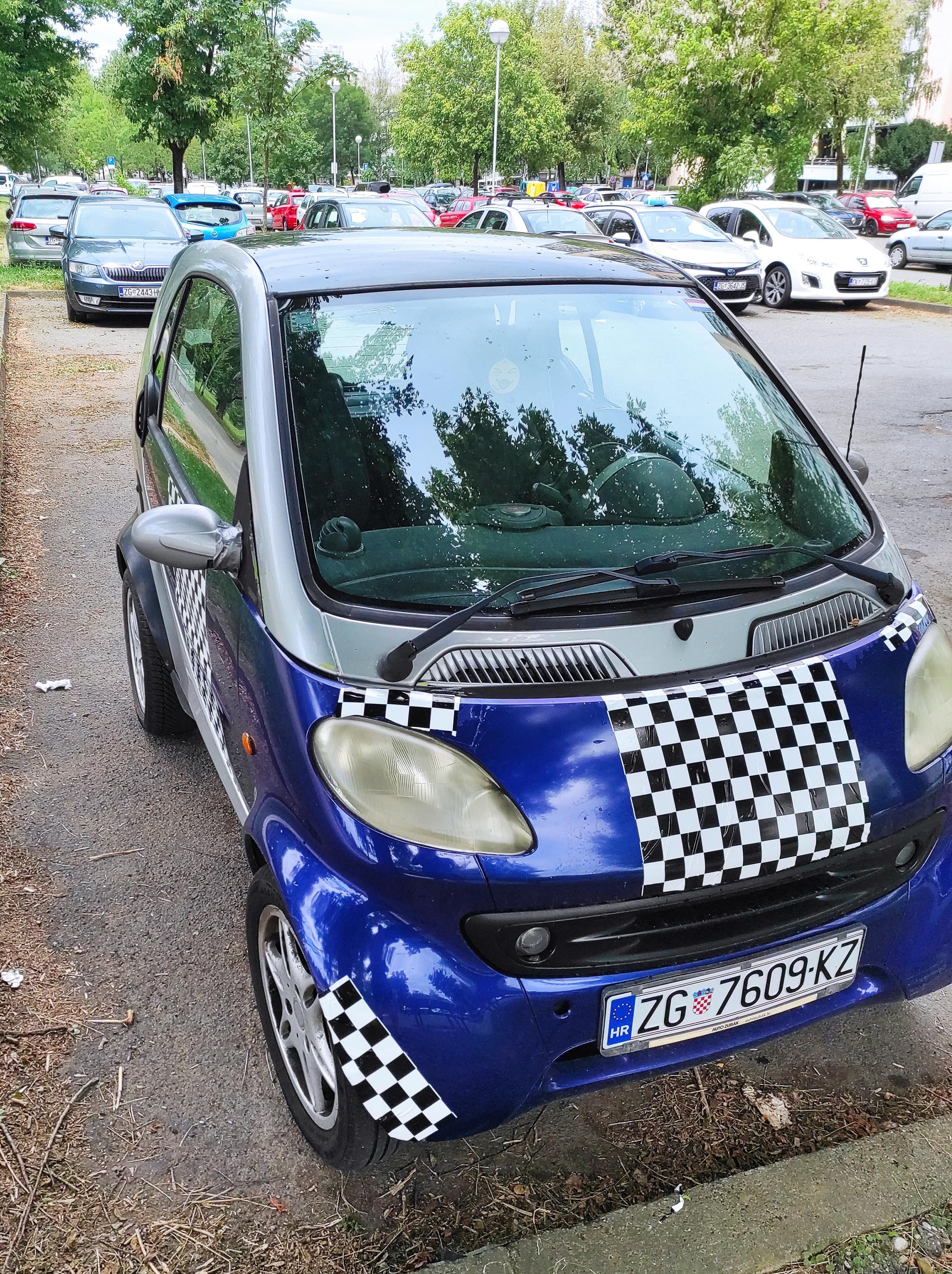 Smartiča prodajem ili mjenjam 