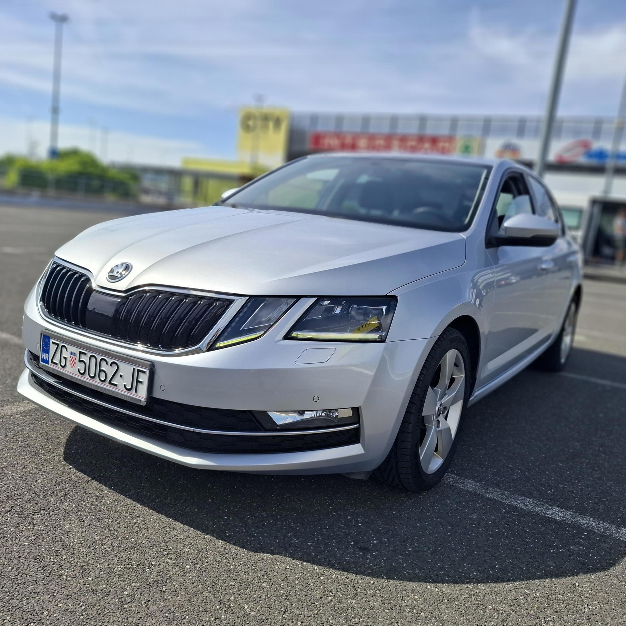 ŠKODA OCTAVIA 3