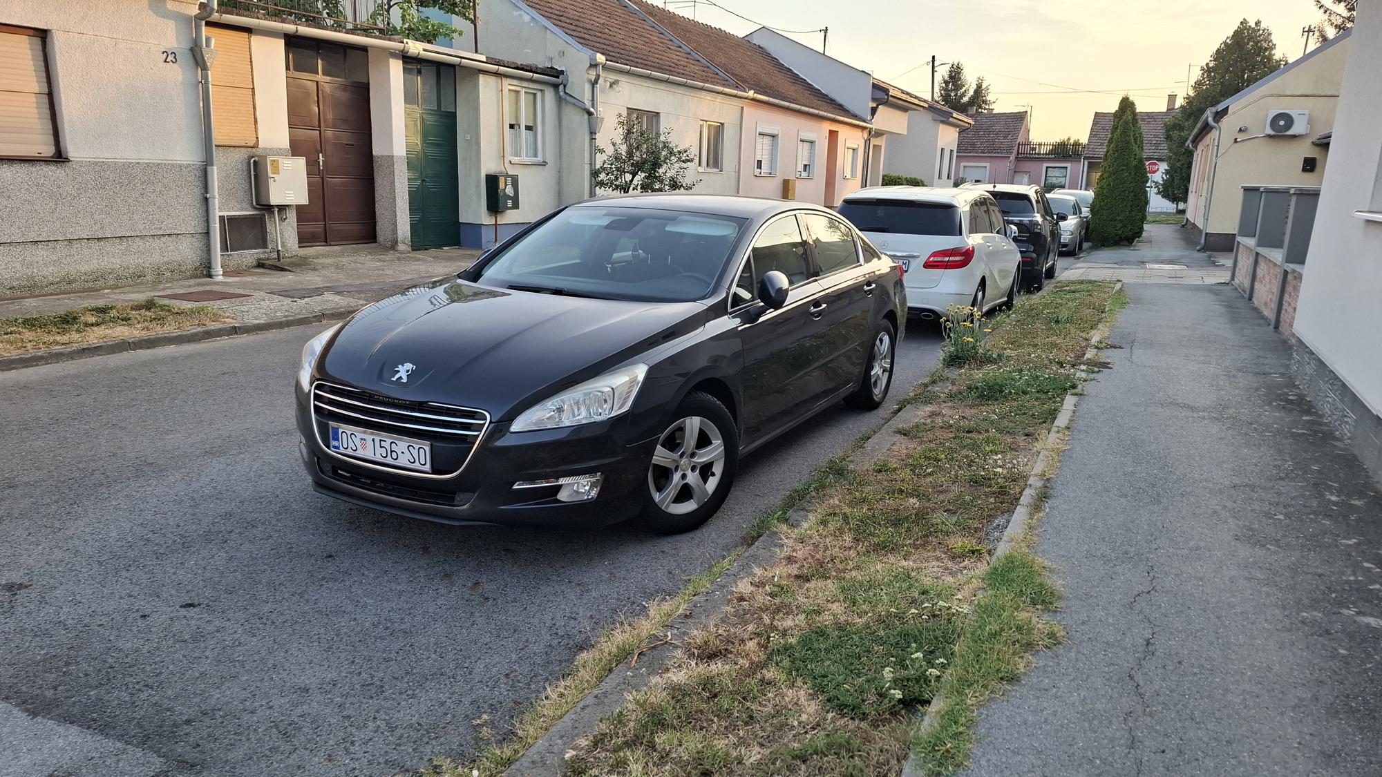 Peugeot 508 2.0 HDI Active , 2012 god. Prilika .