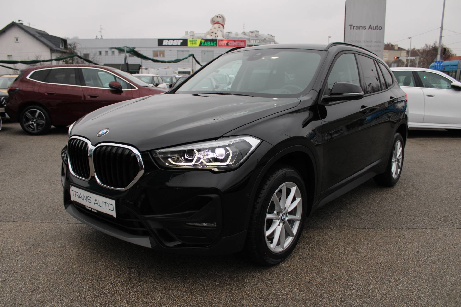 BMW X1 18d AUTOMATIK *LED, NAVIGACIJA*